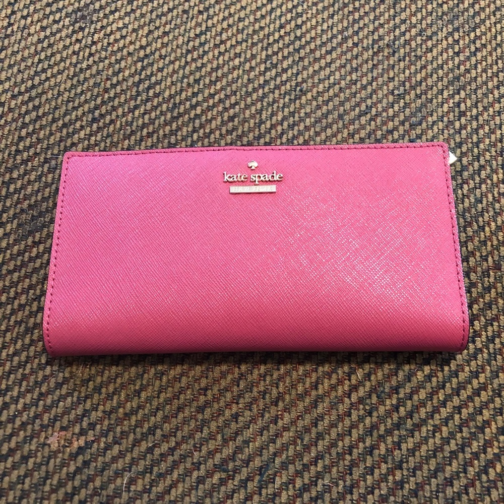 Kate Spade mauve Leather Wallet